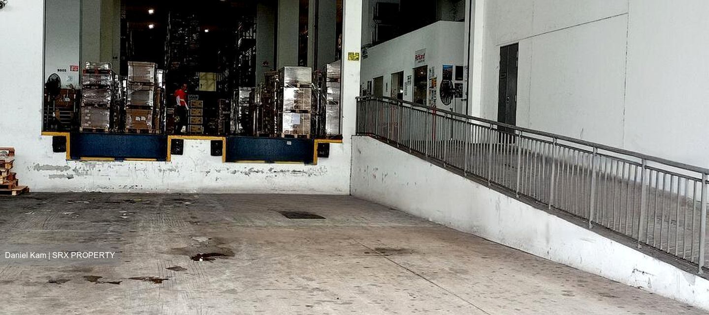 Tuas Road (D22), Warehouse #472854021